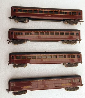 Fleischmann HO Pennsylvania RR set of 4 coaches
