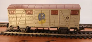 LIMA HO scale wagons