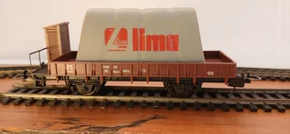 LIMA HO scale wagons