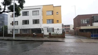 Newly Renovated 1,5 Bedroom Flat To Let In Glenwood