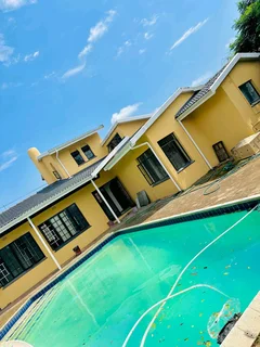 Newly Renovated 3,5 Bedroom House To Let In Umbilo / Glenmore