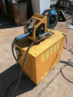 Nb(kr) - 500 Industrial Welding Machine