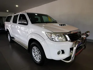 Toyota Hilux 3.0d-4d Raider D/cab Auto