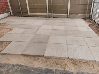 VIBRACRETE SLABS/HOUSES/WALLS/POLES, PAVINGS, BLOCKS/BRICKS, TILING, STONE/SAND AND RENOVATIONS