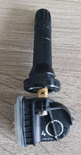 Opel Meriva TPMS tyre pressure sensors and valve assembly