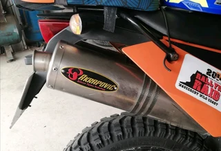 Akrapovic aluminium heat resistant badges plates