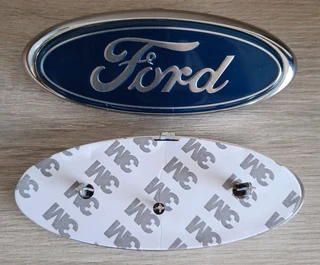 MK5 / 6 Ford Fiesta / Fiesta ST front oval badge