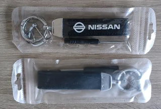 Pair off Nissan Navara NP 300 rear side decals / vinyl cut stickers