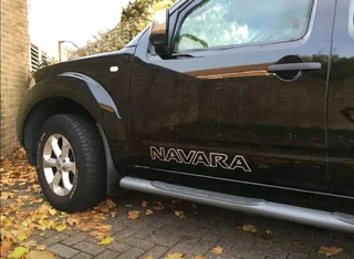 Pair off Nissan Navara NP 300 rear side decals / vinyl cut stickers