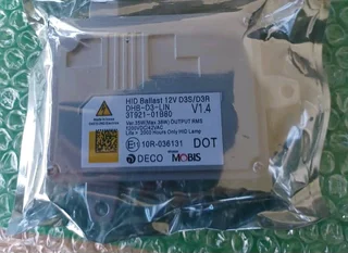 Hyundai Santa Fe Headlight Xenon ballast control module