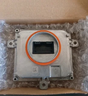 2011 - 18 Audi Q3 headlight xenon ballast DRL control module