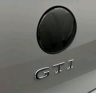 Golf 8 GTI badges &amp; wheel centre caps