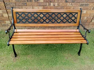Garden Bench (refurbished)