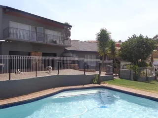 Verblyf beskikbaar in groot kommune te Northcliff