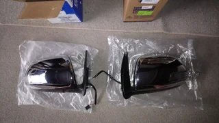 Fortuner (and Hilux) Door Mirror Electric with Indicator RHS & LHS 2011-2015 (Chrome)