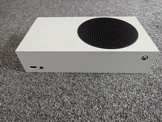  STEAL THIS DEAL! XBOX SERIES S &#43; 2 CONTROLLERS 