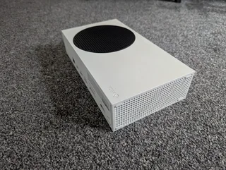  STEAL THIS DEAL! XBOX SERIES S &#43; 2 CONTROLLERS 