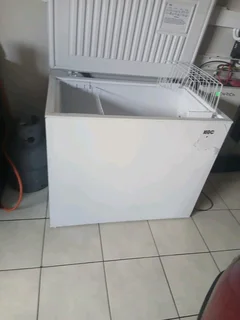 **BRAND NEW**KIC 295L Chest Freezer –略 BARGAIN DEAL略