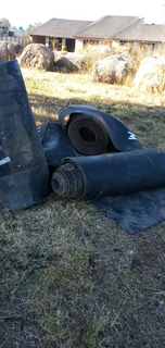 Splitbelts for feedtroughs