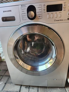 Frontloader Washer Dryer