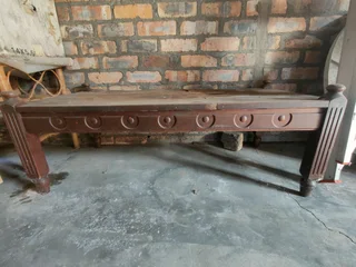 Coffee table for refurbishment