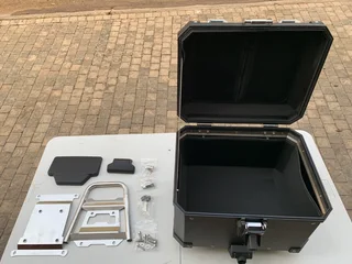 PioneerMoto Luggage to Fit BMW 1300 GS and GSA, Top Box with Bracket kit, lining, back pad and lock