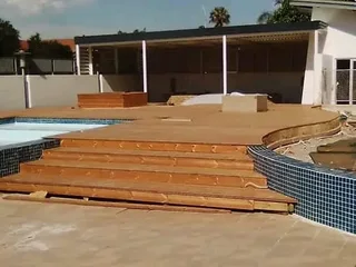 WOODEN FLOORING AND DECKING SPECIALIST IN ALL GAUTENG AREAS CALL BRYAN 0737121564
