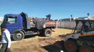 TLB-TIPPER TRUCKS HIRE