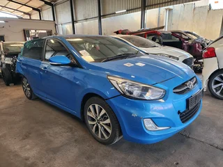 Hyundai Accent Stripping