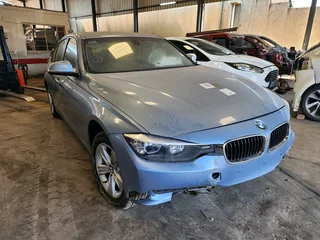 BMW 320I Stripping