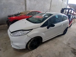 Ford Fiesta St Stripping