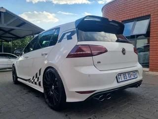 GOLF 7 R