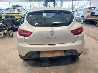 Renault Clio 4 Stripping
