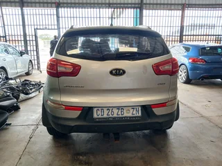 Kia Sportage Stripping