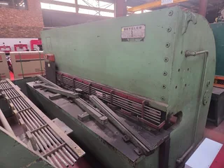 Used Beyeler Hydrashear 10mm x 3000mm Hydraulic Guillotine
