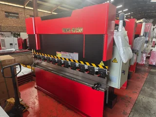 New Hydraulic press brake WC67K-63/3200