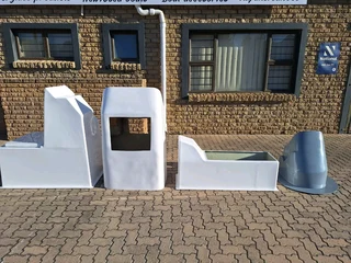 Brand New Fiberglass Boat Center Consoles