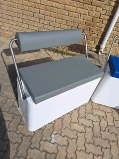 COMPLETE NEW BOAT SKIPPER SEATS