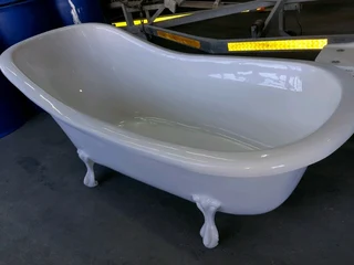 NEW FIBERGLASS VICTORIAN BATHS