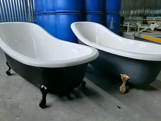NEW FIBERGLASS VICTORIAN BATHS