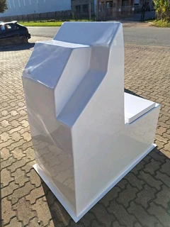 BRAND NEW FIBERGLASS BOAT CENTER CONSOLES