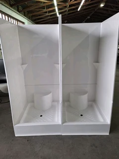NEW FIBERGLASS SHOWER CUBICLES