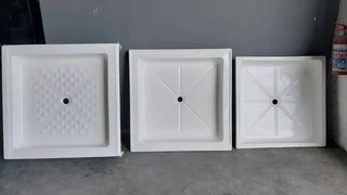 NEW FIBERGLASS SHOWER CUBICLES