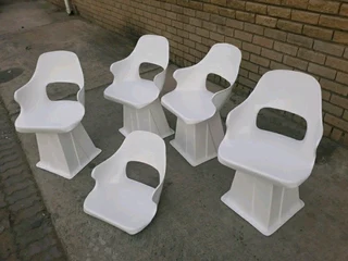 BRAND NEW SWIVEL SEATS