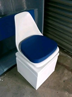 Fiberglass Box With Swivel Seats