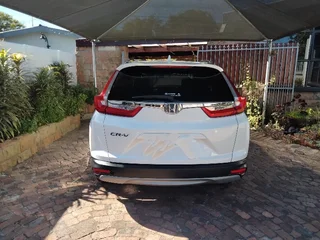 2018 Honda CR-V SUV Comfort Automatic. R290000.00 neg.