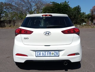 2016 Hyundai i20 Fluid manual 1.4