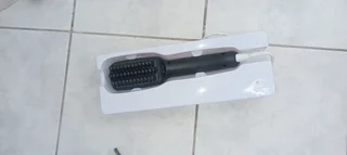 Combo hair brush and comb