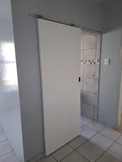 Flat to let 1Bedroom apartment in NewPark Kimberley town