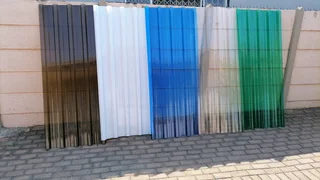 Polycarbonate roof sheeting